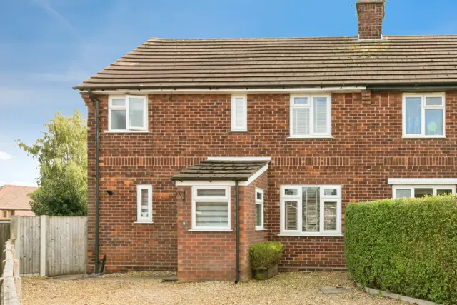 Lawrence Avenue, Northwich, CW9, photo 2
