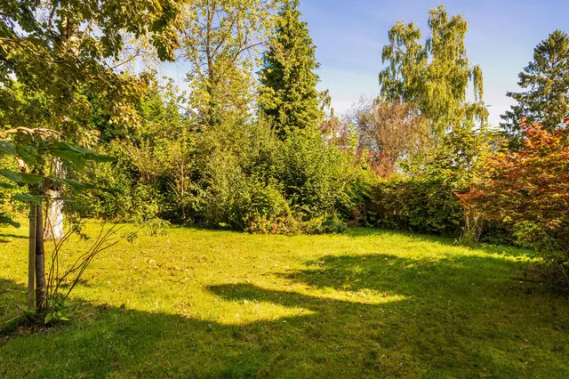 Donnington Square, Newbury, RG14, photo 2