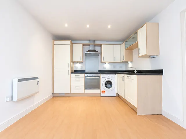 Ascote Lane, Dickens Heath, B90, photo 2