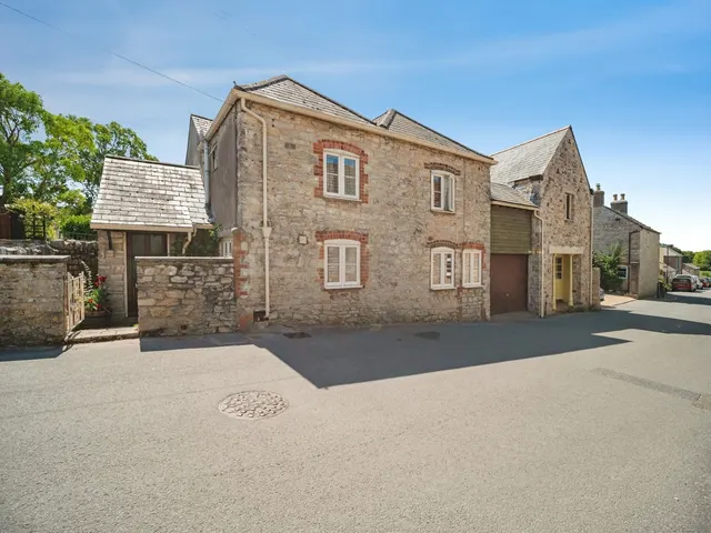 Elwell Street, Weymouth, DT3, photo 1