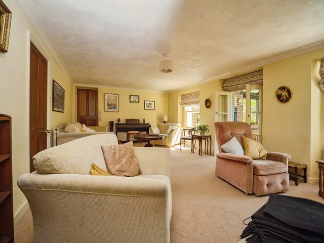Elwell Street, Weymouth, DT3, photo 3