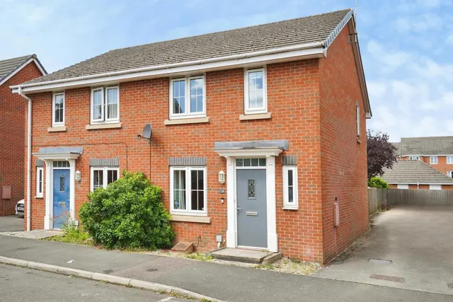 Adam Morris Way, Coalville, LE67, photo 1