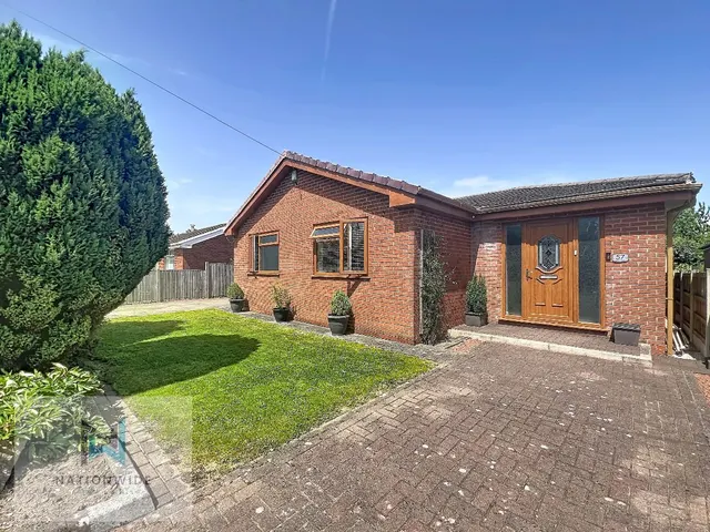 Sutton Lane, Chorley, Lancashire, PR6 9PA, photo 1