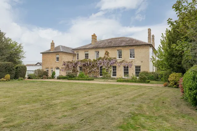 Shropham, NR17, photo 1