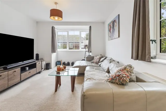Winton Close, Ferring, photo 3