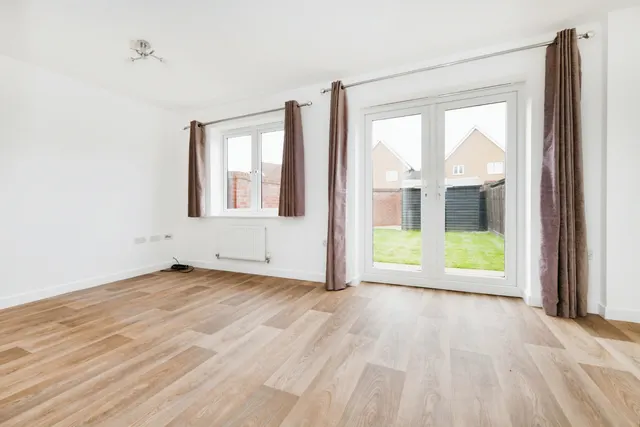 Osprey Close, Colchester, CO3, photo 3