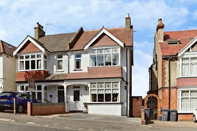 Mayfield Road, South Croydon, CR2, photo 1