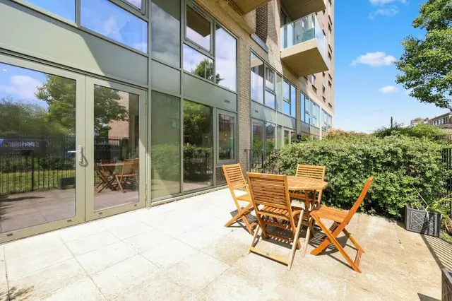 Photo 3 — G04 Bootmakers Court, 132 Ben Jonson Road, London