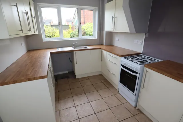 Camwood Crescent, Lincoln, LN6, photo 3
