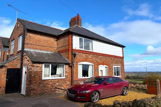 Kingsley Road, Frodsham, photo 1