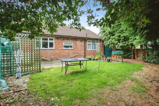 Lynncroft, Eastwood, NG16, photo 2