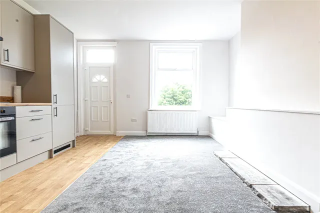 Ashgrove Terrace, Brighouse, HD6, photo 3