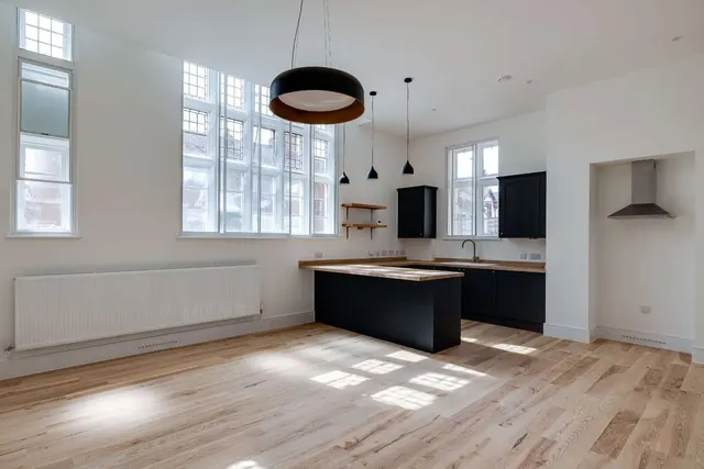 Overleigh Road, Chester, Cheshire, CH4 7HL, photo 1
