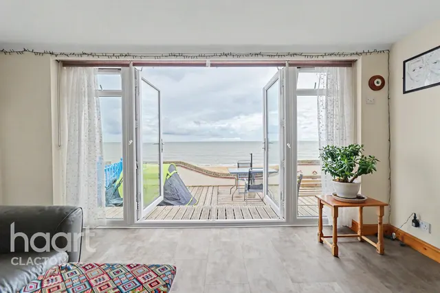 Sea Cornflower Way, Clacton-On-Sea, CO15, photo 3