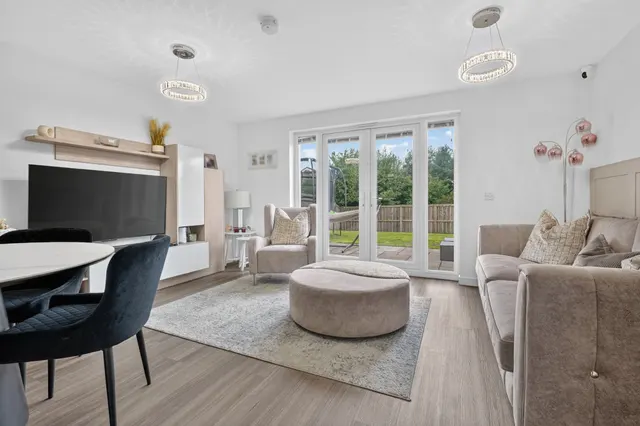 Photo 3 — 20 St. Andrews Park, Troon, KA10 7GQ