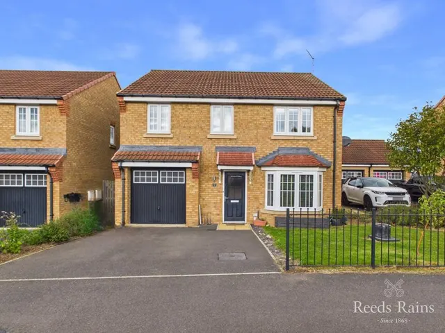 4 bedroom house — Nightingale Road, Guisborough, North Yorkshire, TS14
