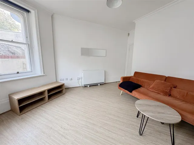 Photo 3 — Charles Road, St. Leonards-On-Sea, East Sussex, TN38 0QH