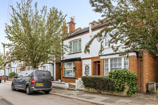 Kimberley Gardens, Enfield, EN1, photo 1