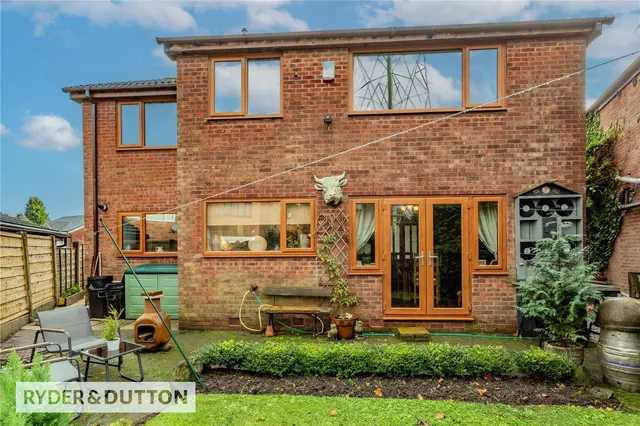 Broadoak Road, Bamford, OL11, photo 2