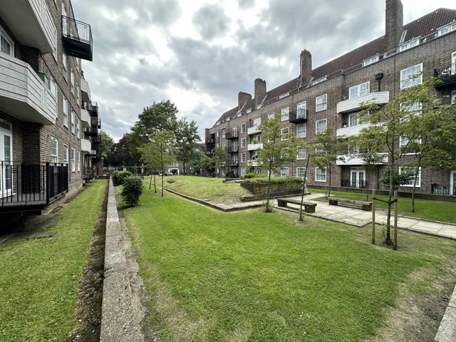 New Park Road, Brixton Hill, SW2 4UZ, photo 1