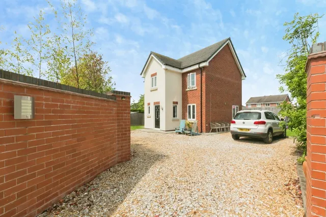 Crewe Road, CREWE, Cheshire, CW2, photo 1