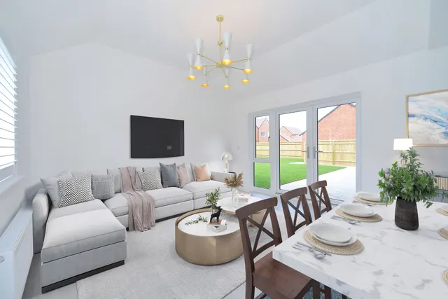 Cranleigh, GU6, photo 2