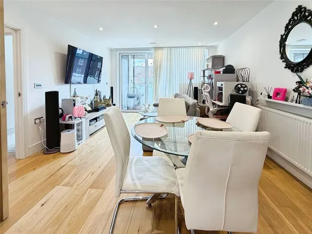 Grove Place, London, SE9, photo 3