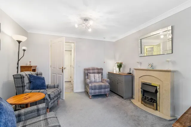 Photo 3 — Flat 29, Bartholomew Court Bradshaw Lane, Warrington, Grappenhall, WA4 2JW