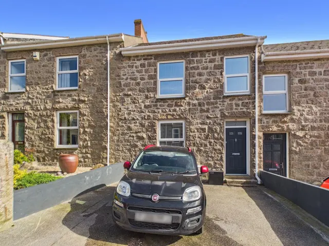 South Albany Road, Redruth, photo 1