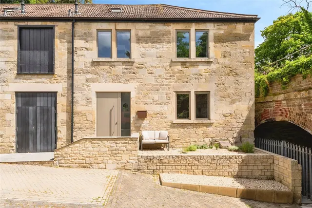 Bradford On Avon, photo 1
