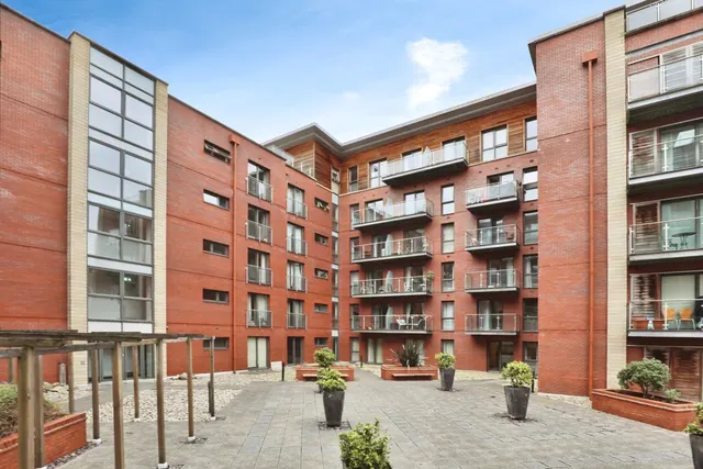 Napier Street, Sheffield, S11, photo 1