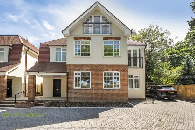Addiscombe Road, Addiscombe, CR0, photo 2