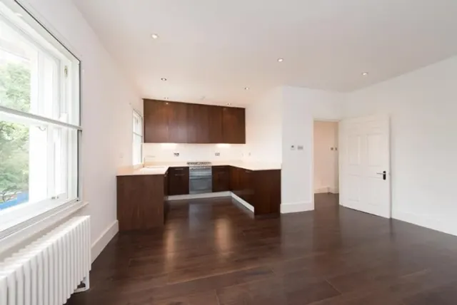 Oxford Road, Kilburn, NW6 5SL, photo 1