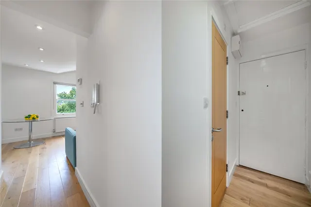 Belgrave Gardens, St John's Wood, London, NW8, photo 1