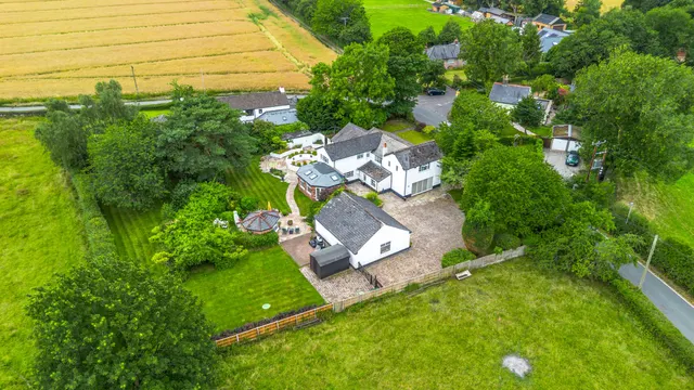 Smithy Lane, Croft, Warrington, Warrington, WA3 7JQ, photo 1