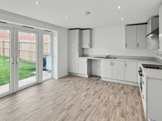 Photo 2 — 34 Tallow Lane, Watlington OX49 5LZ