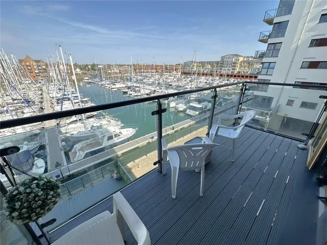 Fiador Court, Sovereign Harbour, BN23, photo 1