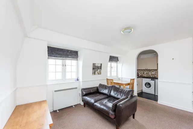 74 Cheylesmore House, Ebury Bridge Road, London, photo 1