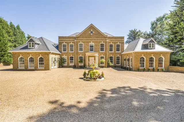 Hundred Acres Road, Wickham, photo 1