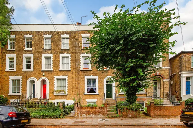 St. Martin's Road, London, SW9, photo 1