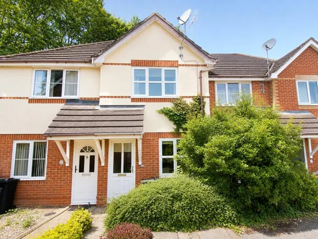 Davy Close, Wokingham, RG40, photo 1
