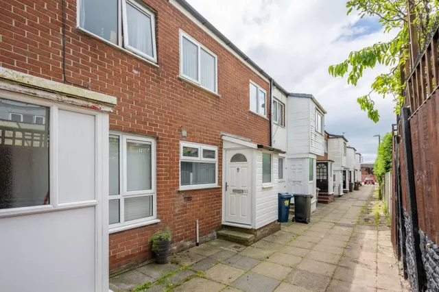 Carfield, Skelmersdale, WN8, photo 1