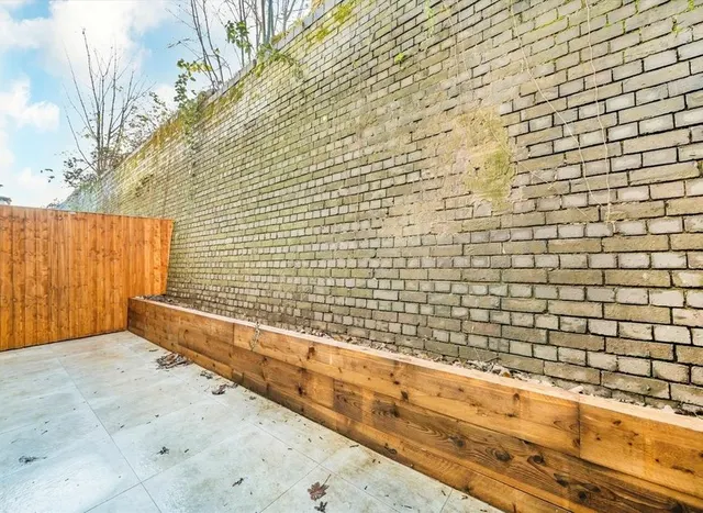 Photo 3 — Acacia Road, Lilium House, SW16