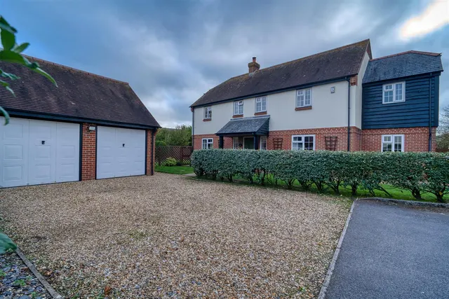 De Briane Close, Hazelbury Bryan, photo 1