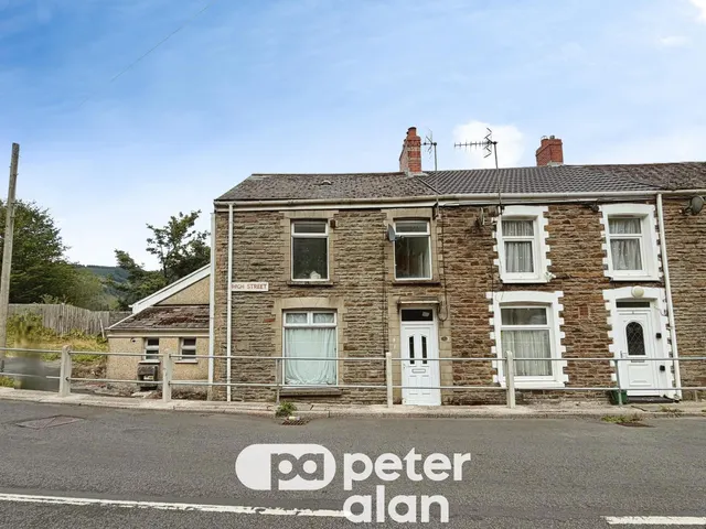 High Street, Port Talbot, SA13, photo 1