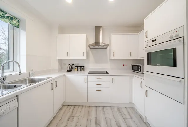Photo 2 — Lansdown Road, Cheltenham, GL51 6PX