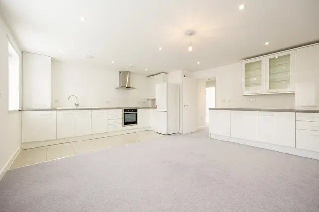 Barnaby Court, Wallingford, photo 2