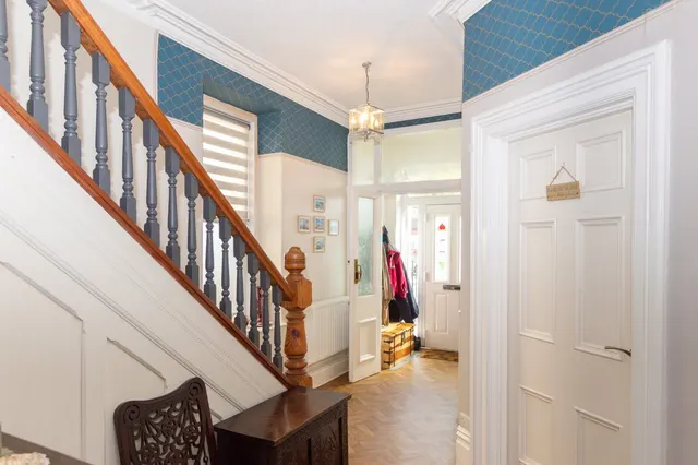 Mostyn Avenue, Llandudno, LL30, photo 2