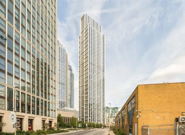 Nine Elms Lane, Nine Elms, SW8, photo 1