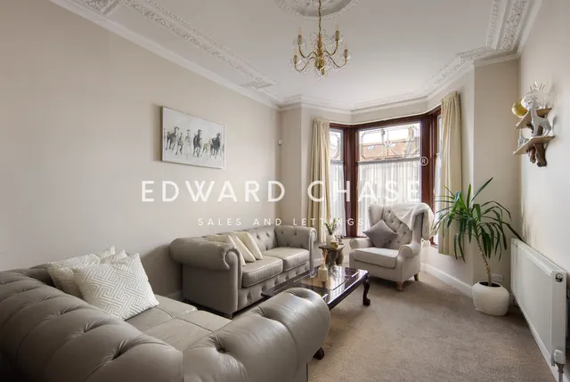 Kingswood Road, Ilford, IG3, photo 3